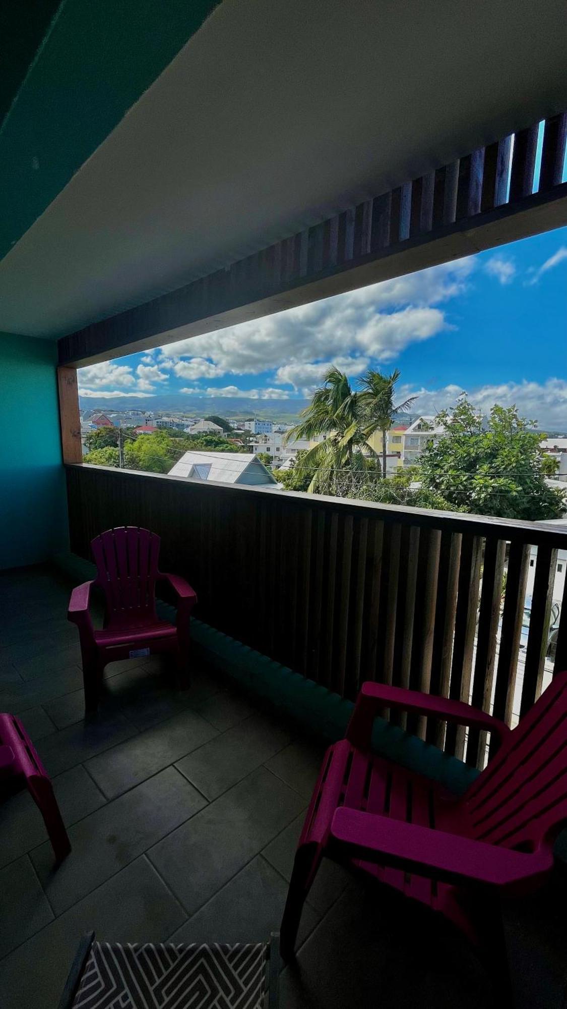 Tropical Suites Сен-П'єр Екстер'єр фото